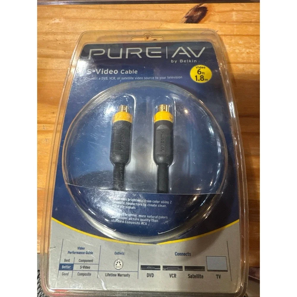 Belkin Pure/AV S-Video Cable, 12ft - HIGH PERFORMANCE (AV21100-12)